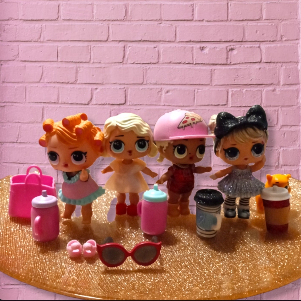 LOL Surprise!Dolls Bundle (X 4 Dolls)and Accessories